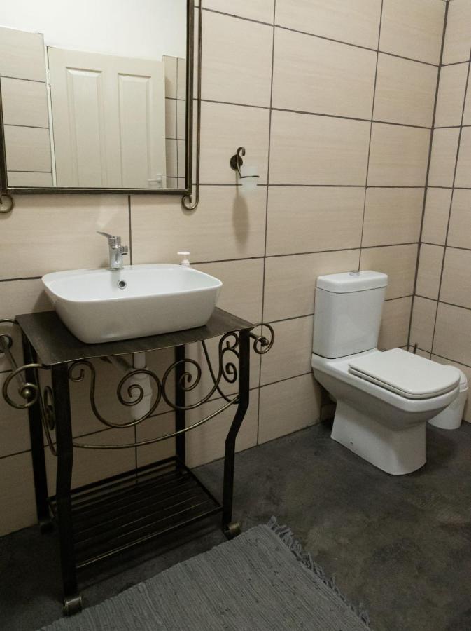 Olienhoff Guesthouse And Rest Camp Otavi エクステリア 写真