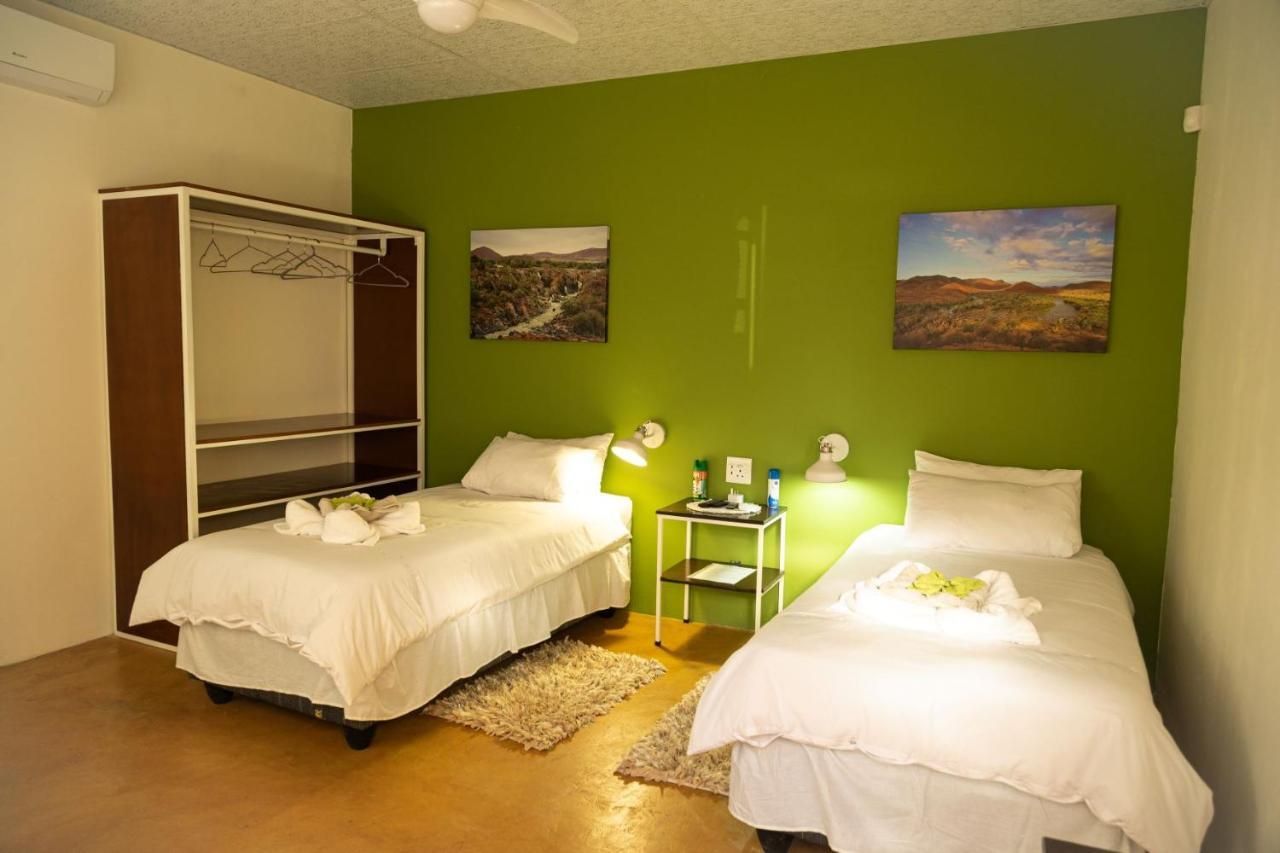 Olienhoff Guesthouse And Rest Camp Otavi エクステリア 写真