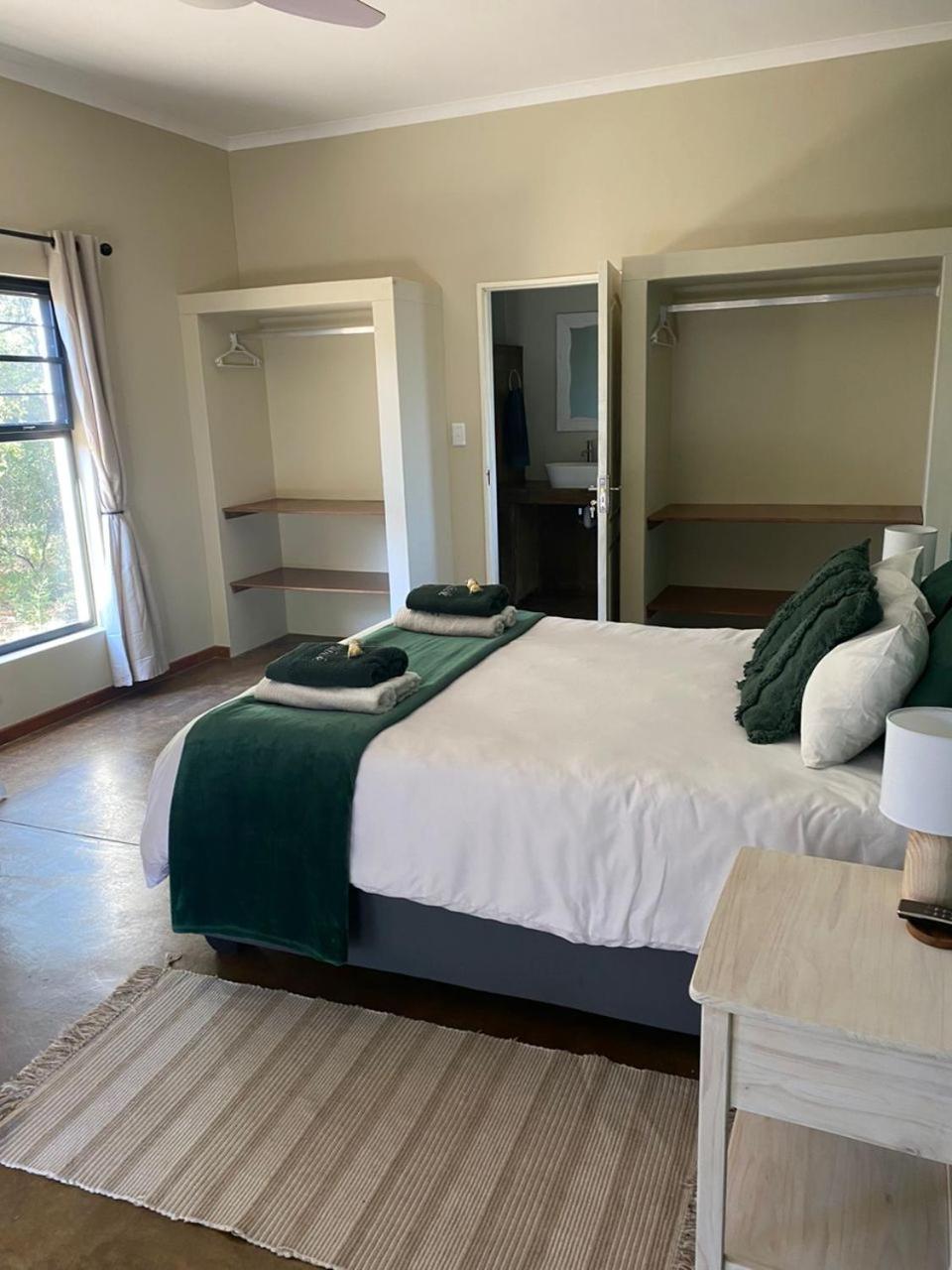 Olienhoff Guesthouse And Rest Camp Otavi エクステリア 写真