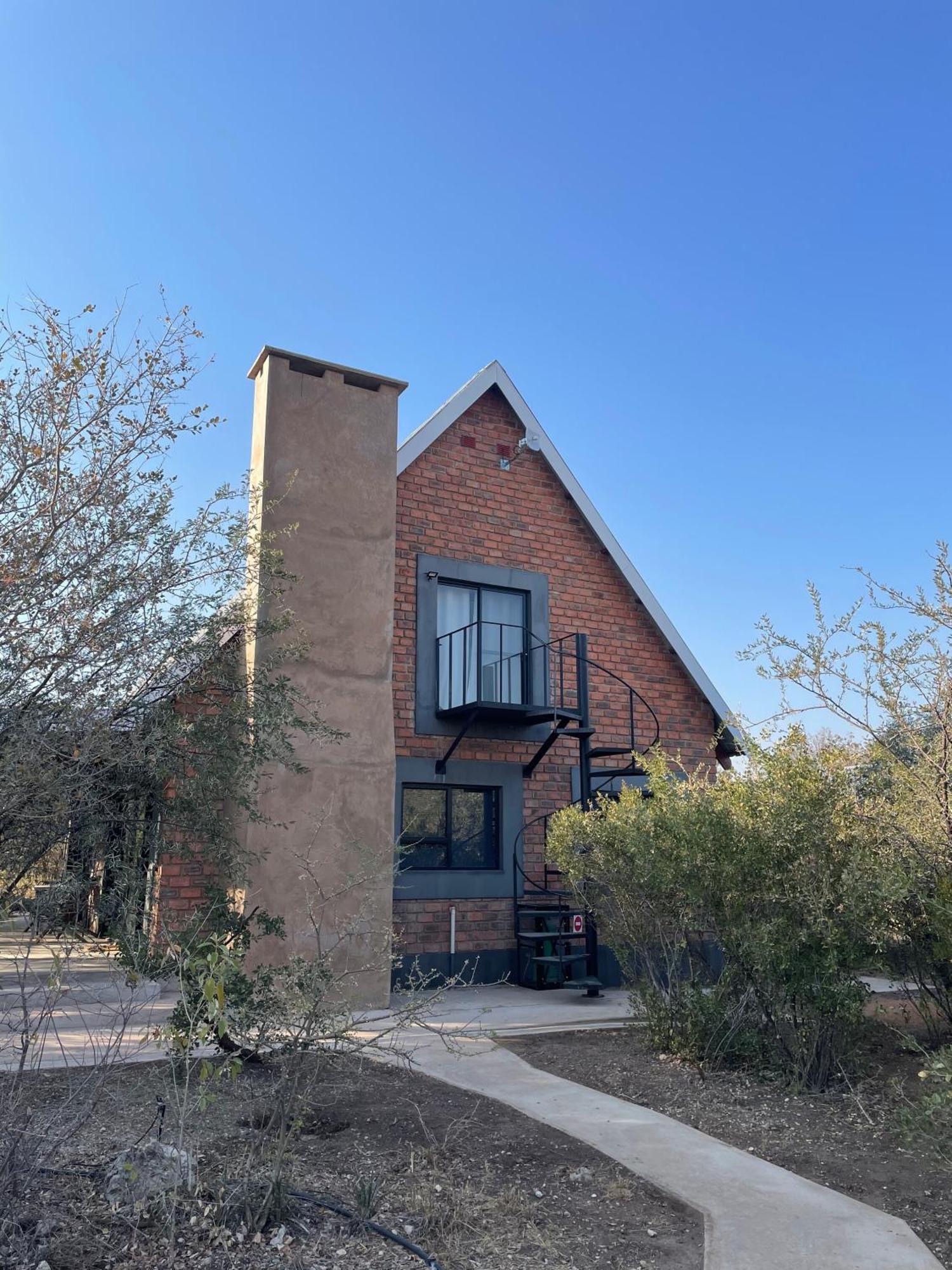 Olienhoff Guesthouse And Rest Camp Otavi エクステリア 写真