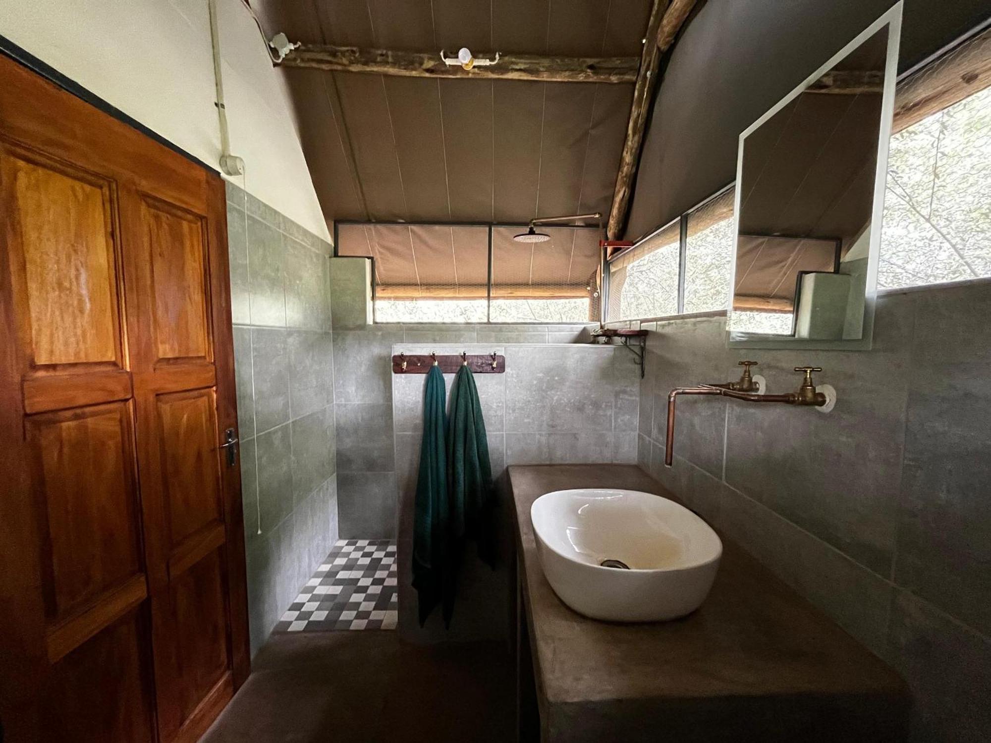Olienhoff Guesthouse And Rest Camp Otavi エクステリア 写真