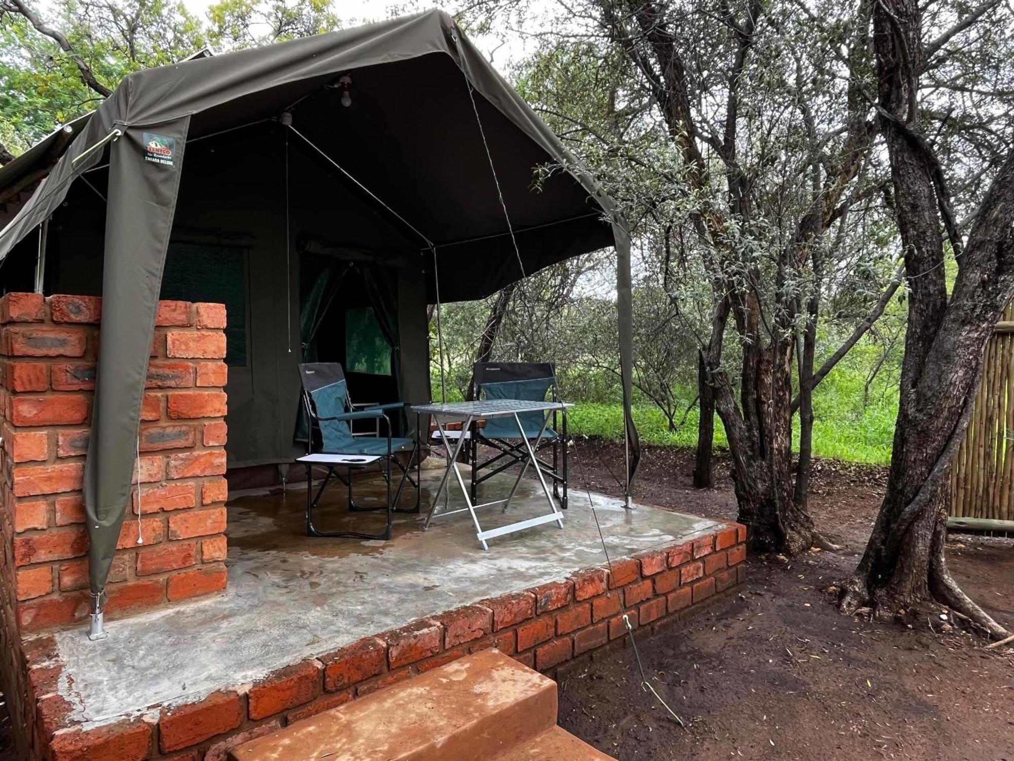 Olienhoff Guesthouse And Rest Camp Otavi エクステリア 写真
