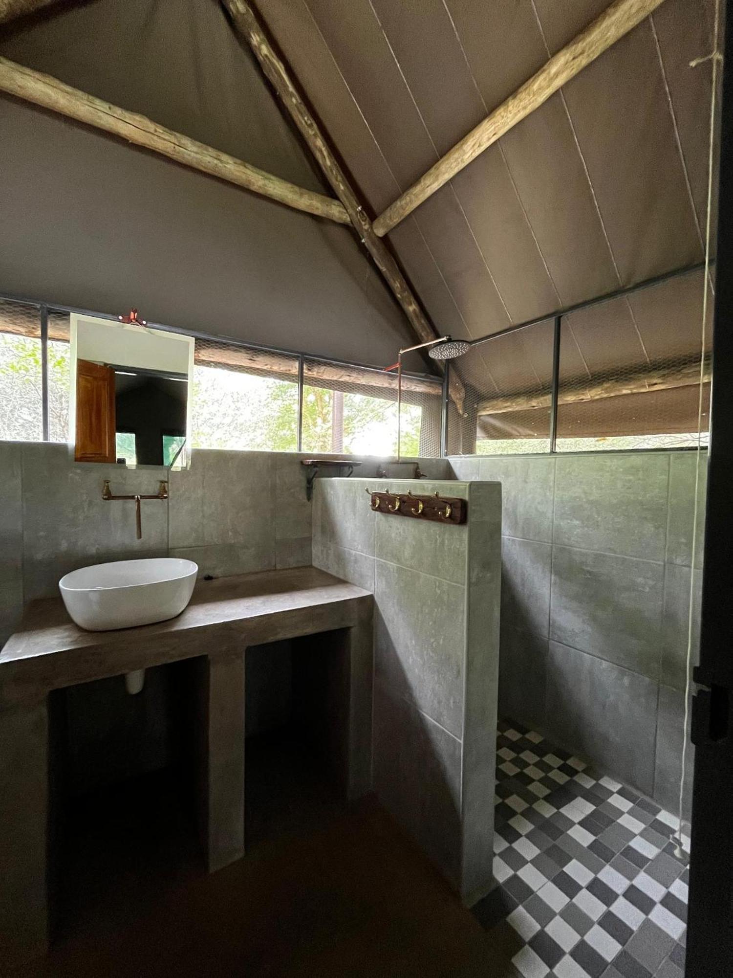 Olienhoff Guesthouse And Rest Camp Otavi エクステリア 写真