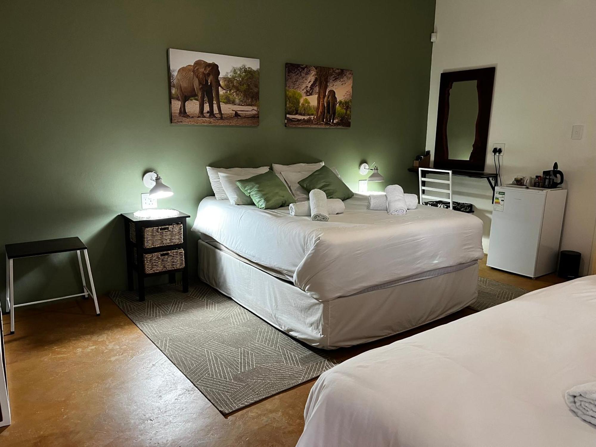 Olienhoff Guesthouse And Rest Camp Otavi エクステリア 写真
